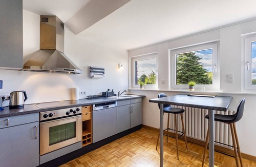 Huesten Apartment | Holiday Apartment 'RuhrWaldBlick' with Balcony and Wi-Fi