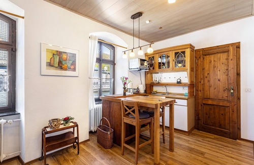 Lennestadt Apartment | Holiday Apartment 'Sauerland Burgfenster' with Mountain View, Shared Terrace and Wi-Fi