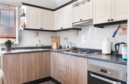 Galdar Apartment | Holiday Apartment 'Siempreviva' with Shared Pool and Wi-Fi