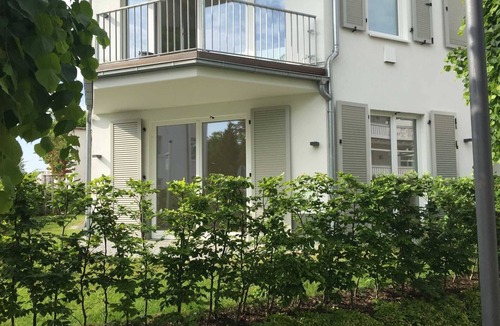 Binz Apartment | Holiday Apartment "Strandhaus Seeblick Binz 13" with Sea View, Private Terrace and Wi-Fi