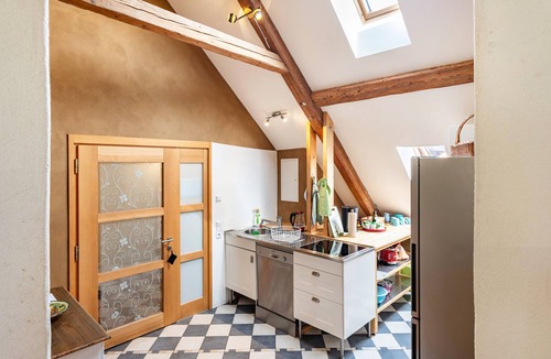 Weilheim Apartment | Holiday Apartment Wegwarte with Mountain View, Shared Terrace and Wi-Fi