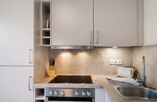 Kaegsdorf Apartment | Holiday Apartment with Private Terrace, Garden, Wi-Fi & Sauna in Kägsdorf – 48 m², Garden View