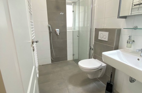 Katernberg Apartment | Holiday Apartments Essen - Free Parking - WiFi - Kitchen