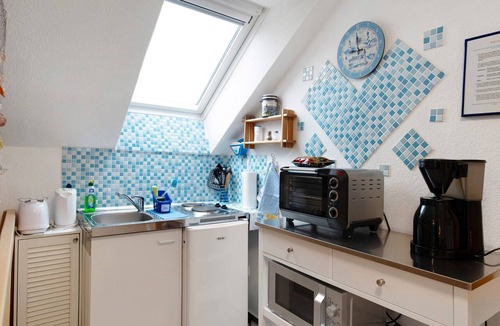 Bartenshagen-Parkentin Apartment | Holiday Apartment “Küstenstübchen Gruse” with Terrace, Garden, and Wi-Fi