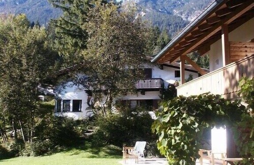 Garmisch-Partenkirchen House | Holiday apartment Zugspitze