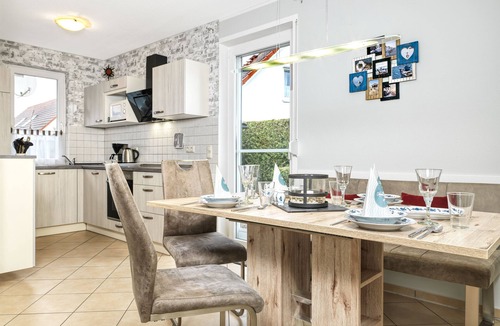 Kaltenhof House | Holiday home Harmonie - Cozy, completely fenced holiday home in Kaltenhof.