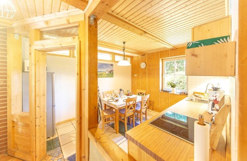 Ummanz Cottage | Holiday EC - Apartments in thatched house