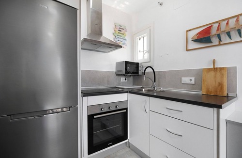 San Ambrosio Apartment | Holiday Apartment "Los Balcones E" with Sea View, Private Terrace & Wi-Fi