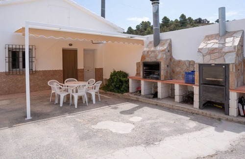 Oria House | Holiday home communal heated swimming pool