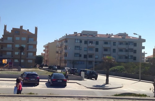 Ovar House | Holiday Home 'Beautiful Apartment Facing The Sea' with Wi-Fi