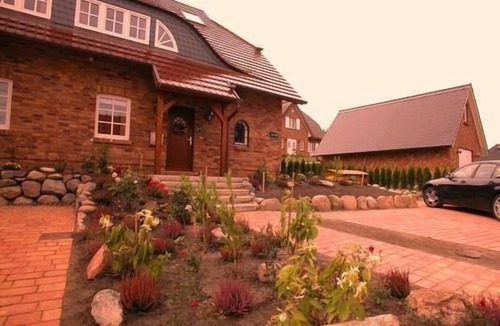 Gager House | Holiday home Bel Monte with garden and terrace
