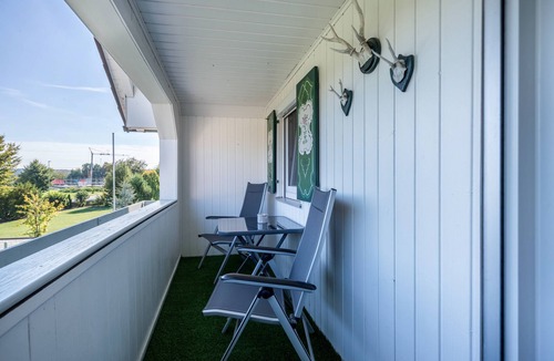 Unterallgau House | Holiday Home "Bezauberndes Gästehaus" with Terrace & Wi-Fi