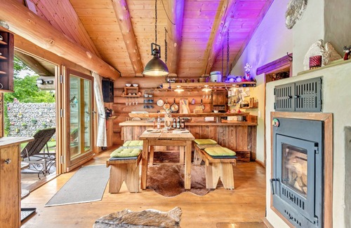 Sankt Englmar House | Holiday Home 'Blockhütte' with Wi-Fi