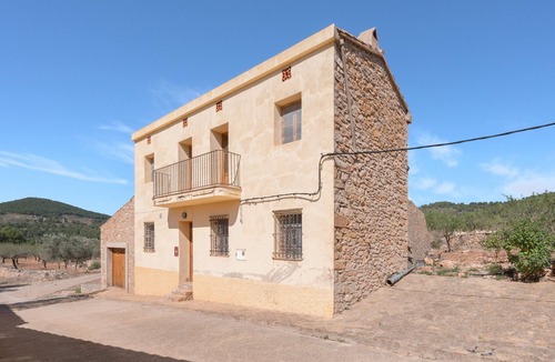Culla House | Holiday Home 'Casa Del Practicant' with Mountain Views, Private Terrace and Private Garden