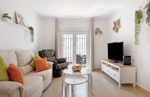 San Ambrosio House | Holiday Home "Casa Noria" with Shared Pool & Wi-Fi