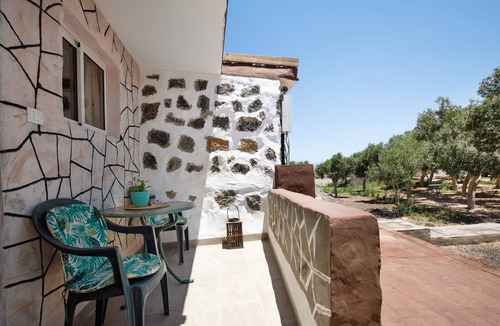 Tuineje House | Holiday Home 'Esencia Eco-rústico - Adults Only' with Shared Pool and Garden