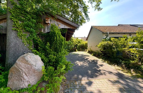 Ahaus House | Holiday Home 'Ferienhaus Ahaus' with Private Terrace, Private Garden and Wi-Fi