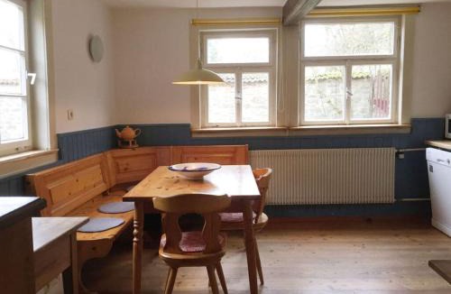 Unsleben Apartment | Holiday home gardener's house