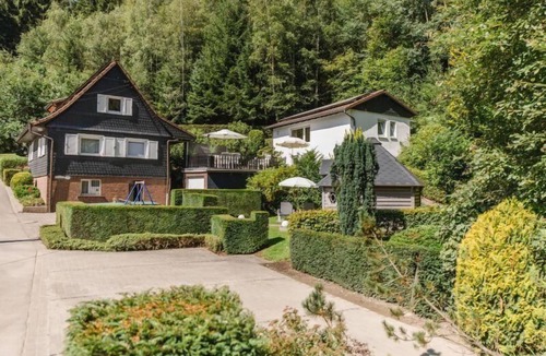 Eslohe House | Holiday home Haus Panorama