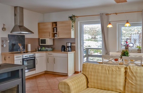 Lohsdorf House | Holiday home in Saxony with large sun terrace