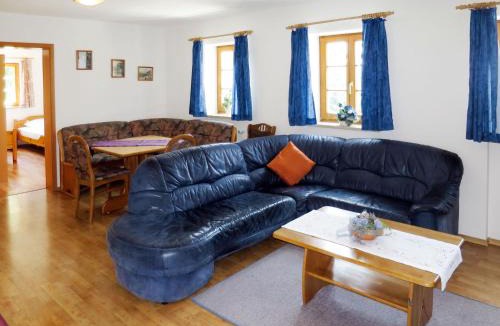 Viechtach House | Holiday Home Kreuzbuche by Interhome