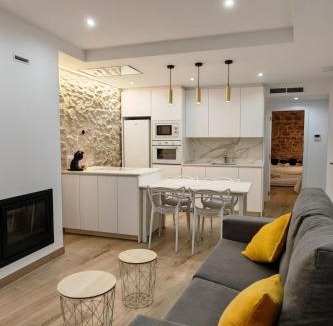 Traiguera House | Holiday Home Ländliches Haus 'La Casa del Campanar by Interhome
