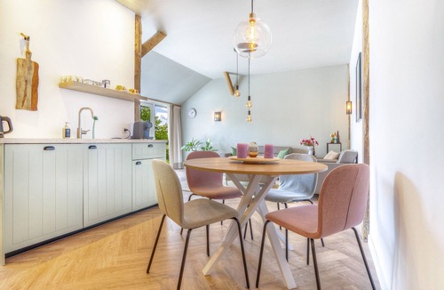 Schapen House | Holiday Home 'Land Hof Spelle' with Private Terrace, Private Garden and Wi-Fi
