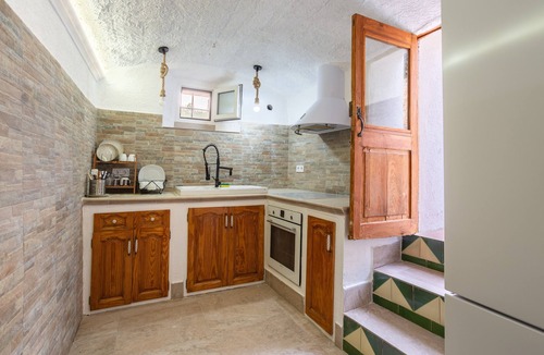 Tossa de Mar House | Holiday Home 'Masía Can Garriga, Casa Pelegrí' with Mountain View, Private Terrace and Wi-Fi