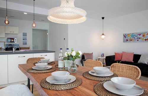 Wasserburg House | Holiday Home 'Moos' with Private Terrace, Shared Garden and Wi-Fi