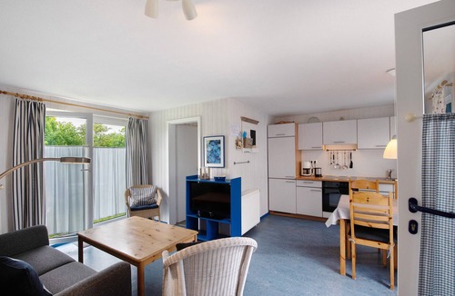 Meschendorf House | Holiday home "Möve ABA Bungalow 63" with private terrace and WLAN