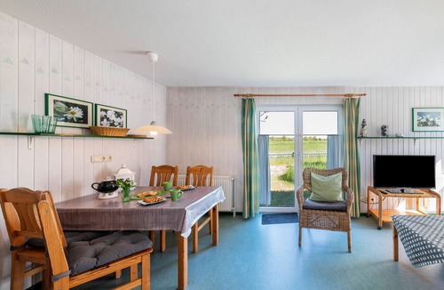 Meschendorf House | Holiday home 'Möve ABA Bungalow 61' with private terrace and WLAN