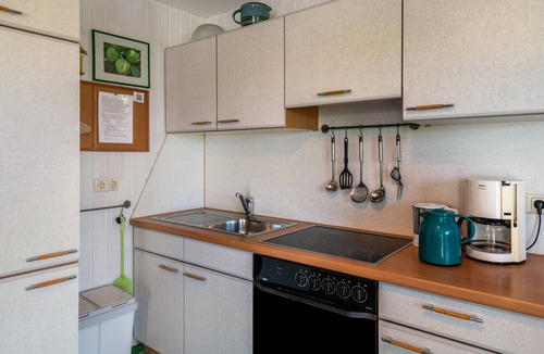 Meschendorf House | Holiday home 'Möve ABA Bungalow 61' with private terrace and WLAN