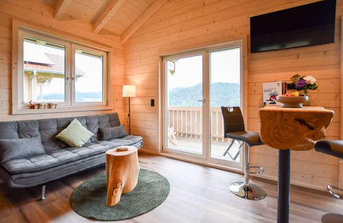 Fischerbach Ski Chalet | Holiday Home 'Panoramahisli 3' with Mountain View, Balcony and Air Conditioning