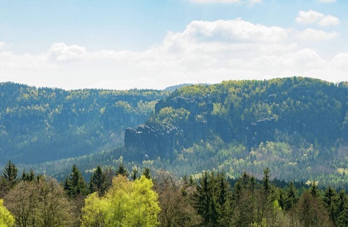 Mittelndorf House | Holiday home right in the heart of Saxon Switzerland with garden pool and amazing view