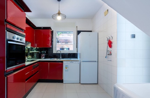 Tossa de Mar House | Holiday Home 'Torre Mirador Azul 2 Habitaciones' with Sea View, Private Pool and Wi-Fi