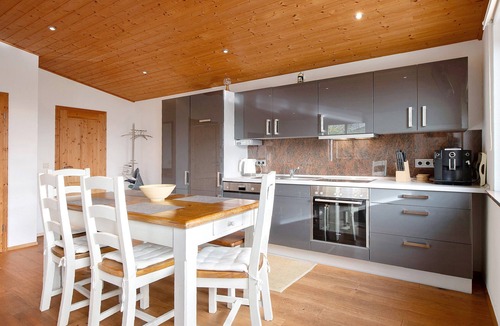 Sulzburg House | Holiday Home 'Weichart' with Terrace and Garden