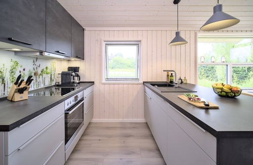 Dreschvitz House | Holiday home with a Scandinavian flair in a quiet location with covered terrace