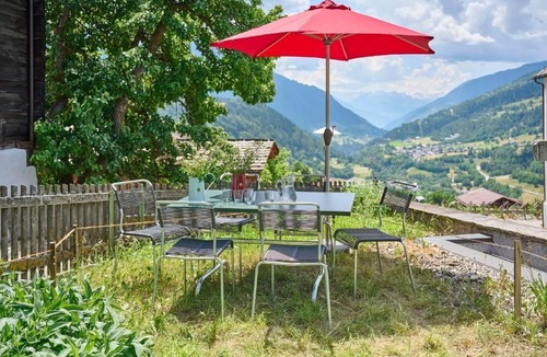 Ernen House | Holiday house Ernen for 1 - 6 persons with 4 bedrooms - Detached holiday house