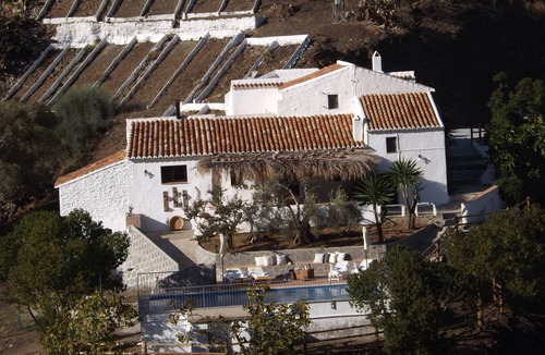 Competa Cottage | Holiday house with private pool, jacuzzi and wifi, in an intimate area