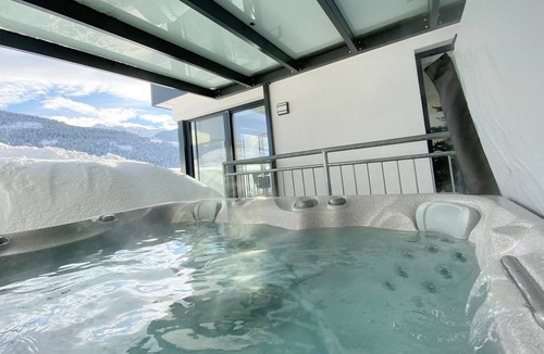 Strassen House | Holiday in the newly built holiday house Lurger with Jacuzzi - Strassen-Osttirol