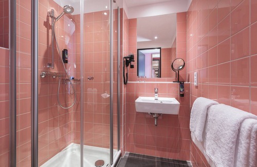 Schwabing-Freimann Hotel | Holiday Inn - the niu, Loco Munich North by IHG