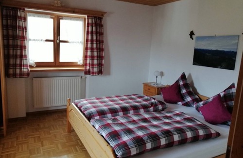 Waakirchen Apartment | Holiday paradise Fuchsloch - Ferienwohnung Fuchsloch