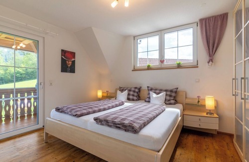 Hofstetten Other | Holidays on the Oberhubhof, overlooking the valley and the playground.