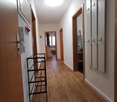 Bergkamen Apartment | Home 18 - Monteurwohnung für 8 Personen