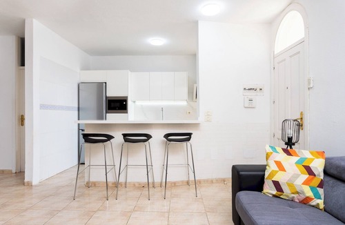 Armenime Apartment | Home2Book Adeje Family House with Pool