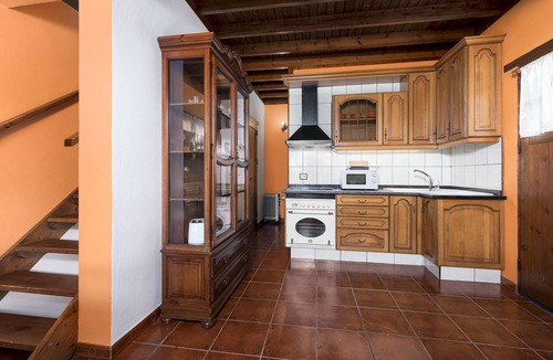 Triquivijate Apartment | Home2Book La Molina A, Cozy Terrace Retreat