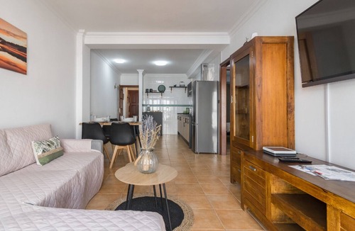 Sardina Apartment | Home2Book Sunny Getaway & Pool in Gáldar
