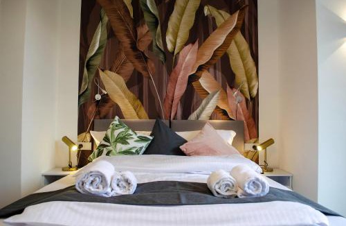 Sendlinger Feld Apartment | HOMELY STAY Studio 8 - Relaxed Self-Check-In room in Munich - 15 min from Oktoberfest