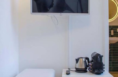 Obergiesing Apartment | Homely Stay Studio5 Bright, modern and central