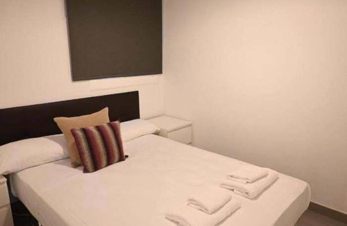Les Corts Apartment | Homenfun Barcelona Les Corts